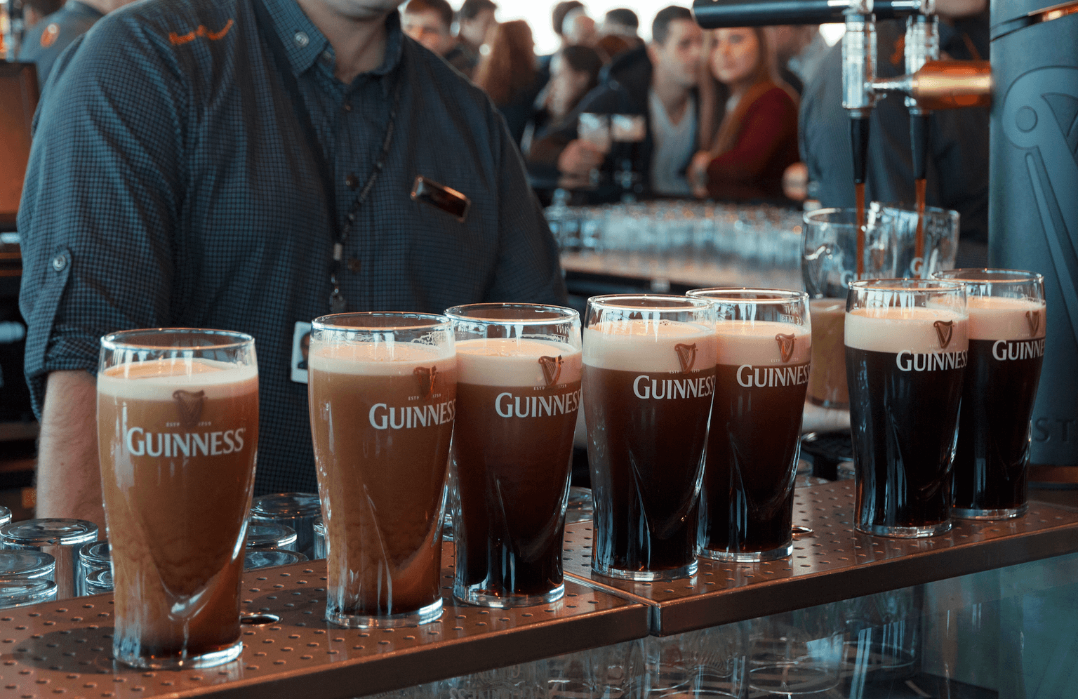 Gardaí confirm Irish pubs legally allowed to offer takeaway services during lockdown