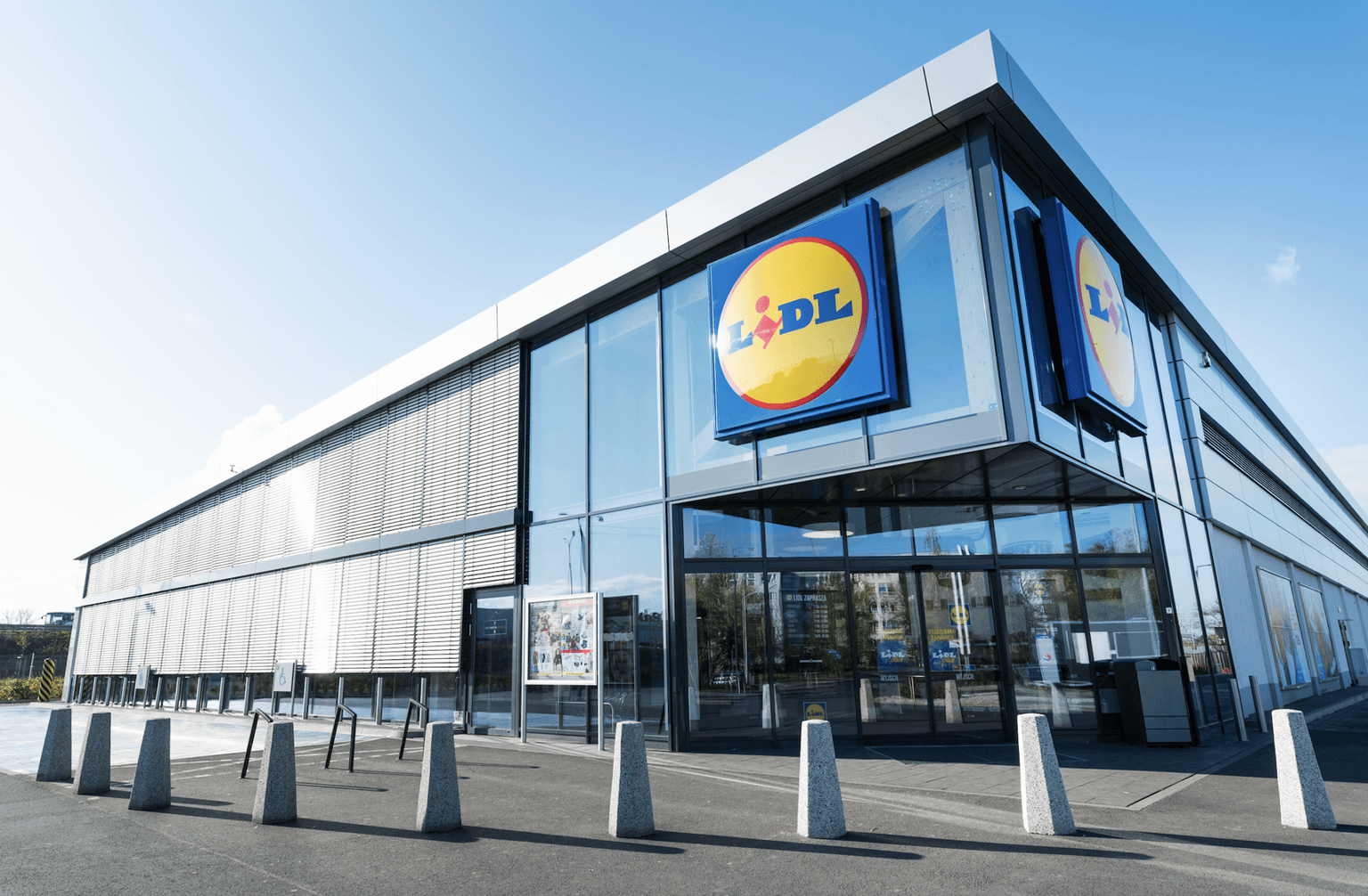 Lidl announce massive 3-day clearance sale featuring middle aisle products