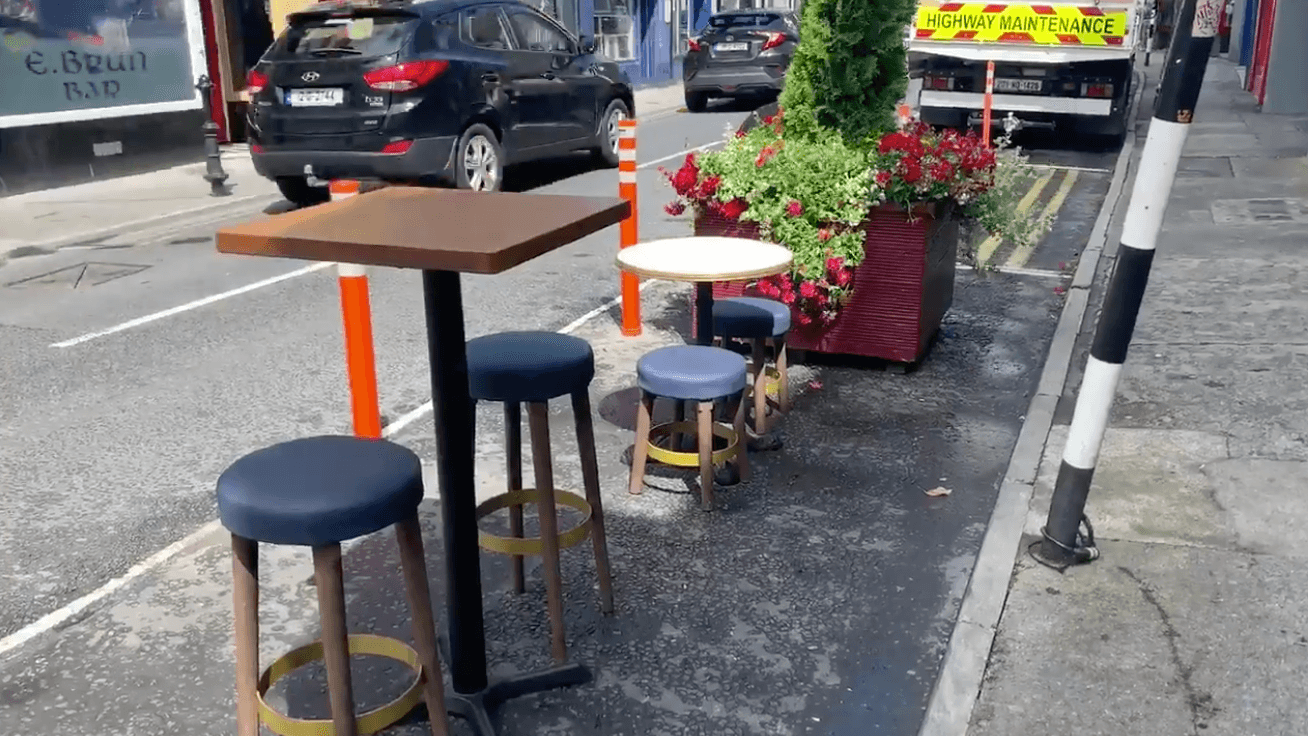 New outdoor seating ‘a fantastic development’ for busy Galway street