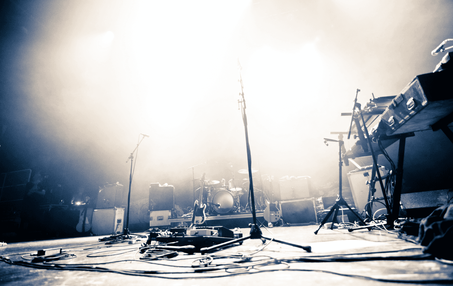 Government considering possibility of alcohol-free concerts