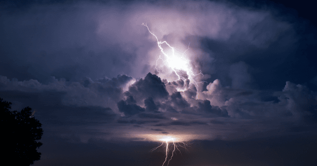 Met Éireann warn of hail, flooding and thunderstorms throughout the coming week