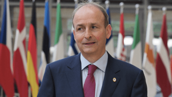 Pubs, hairdressers, retail, gyms – Taoiseach outlines likely scenarios as New Year restrictions loom