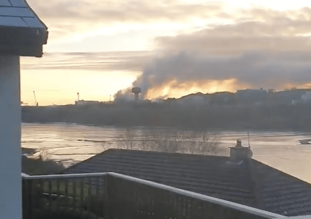 Emergency services working to tackle major fire at Cork Port this morning 