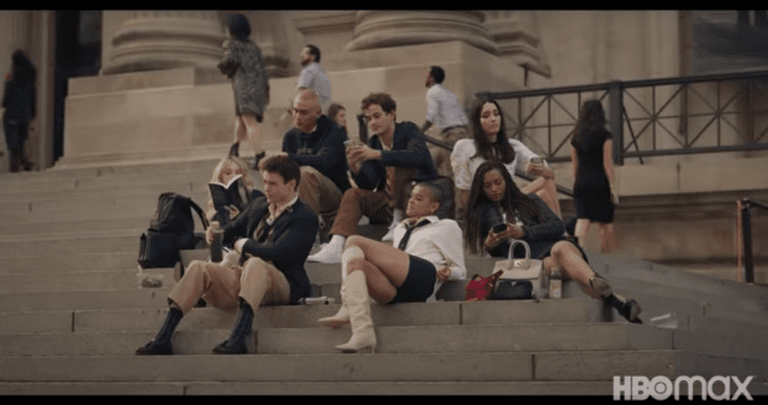 Upper East Siders, assemble: the Gossip Girl reboot is airing on Irish TV tonight