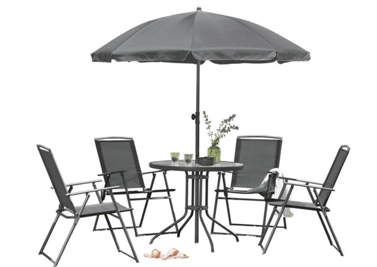 This outdoor dining set will be on sale in LIDL this week!