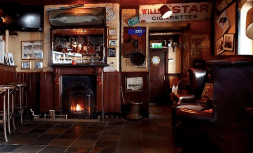 Still milking the bank holiday for all it’s worth? There’s live music happening in Bray tonight