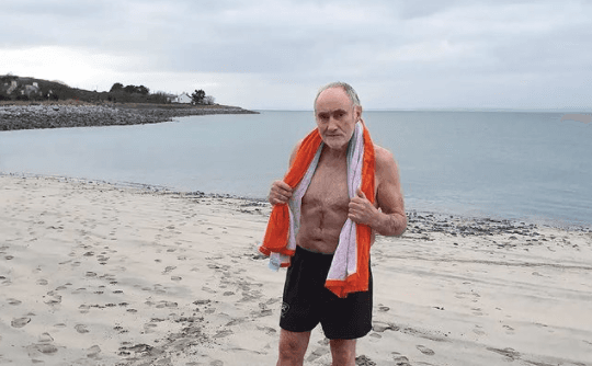 The story of the Donegal man who’s swimming in every port and beach in Ireland to raise funds for local counselling service