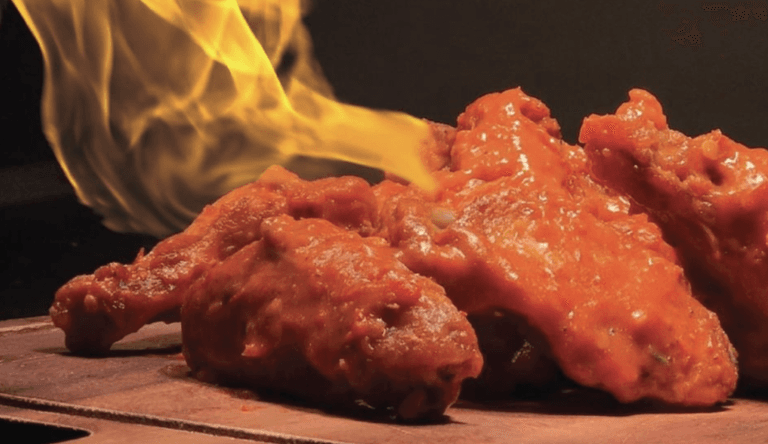 Cork’s Crawford & Co hosts Wing Wednesday with 20c hot wings