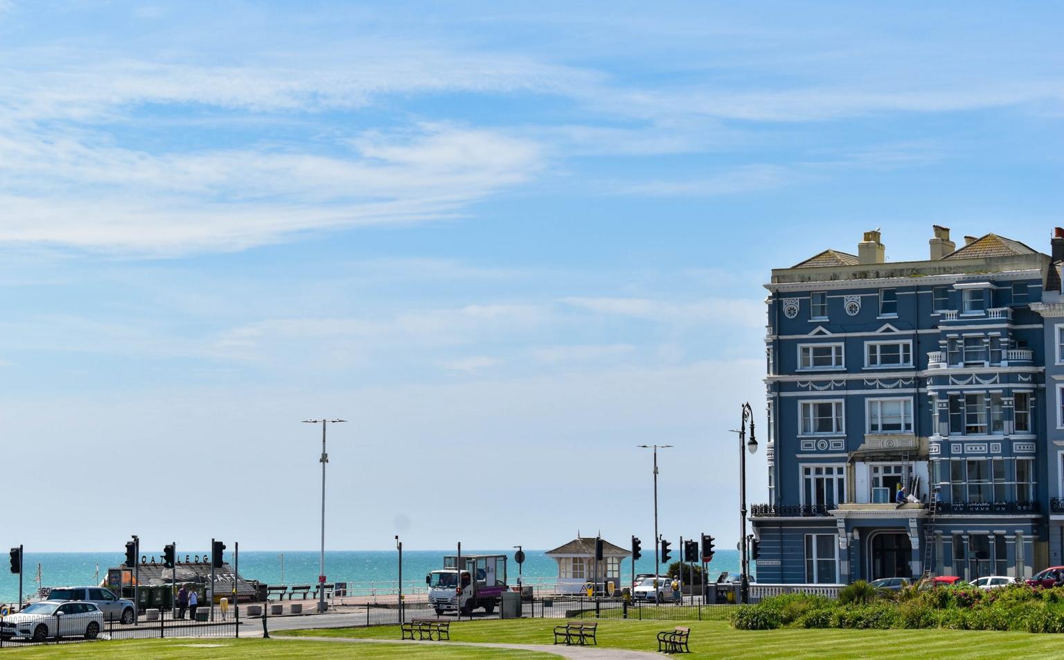 Rare ‘amber’ extreme heat warning issued for much of England and Wales