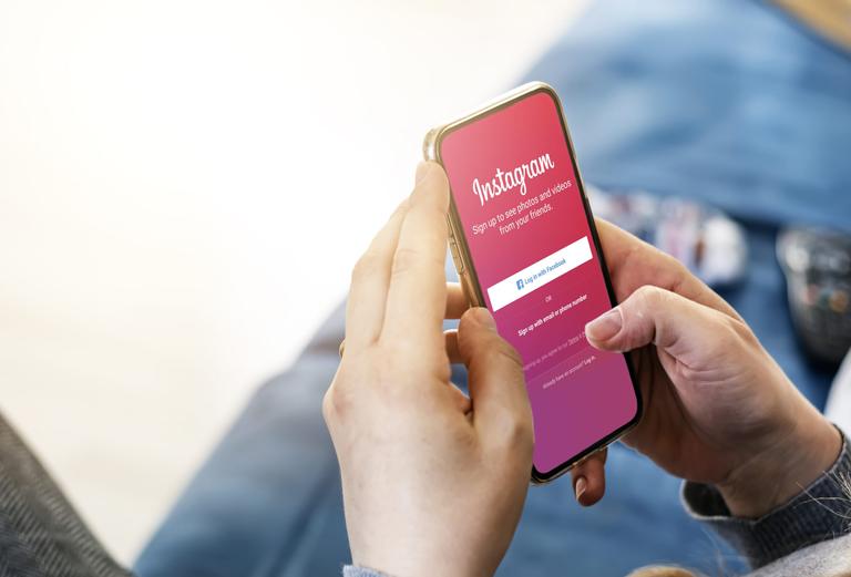 Instagram apologise as thousands of users are locked out of their accounts