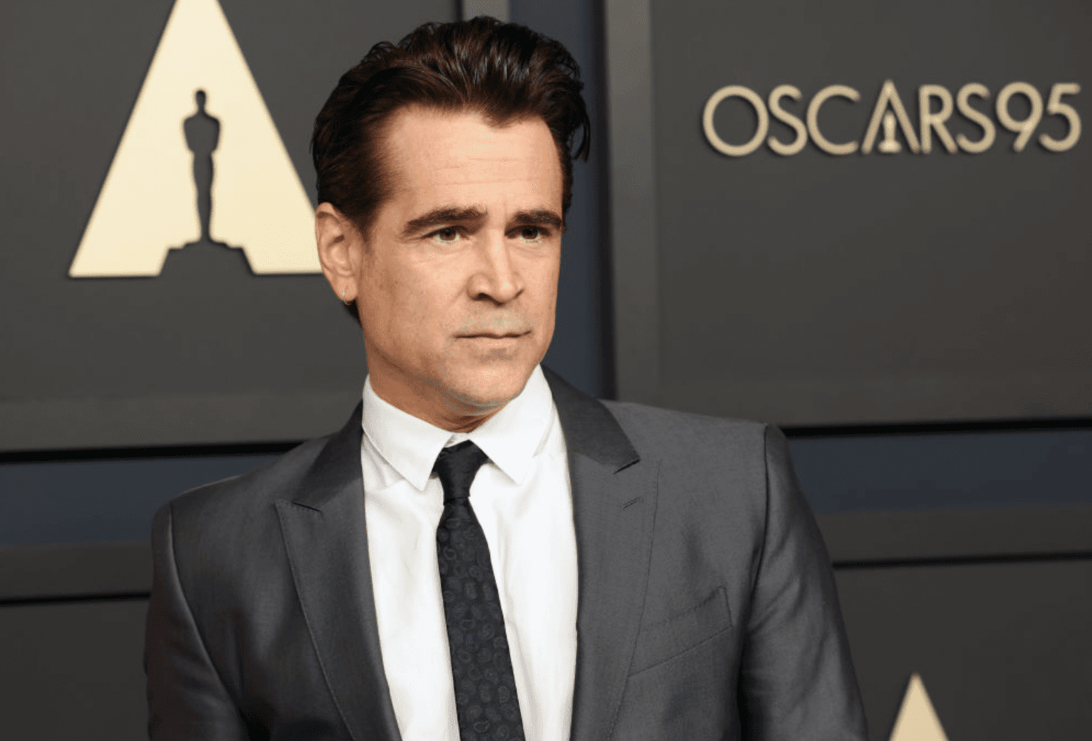 Colin Farrell and youngest son to wear matching velvet tuxedos at the Oscars