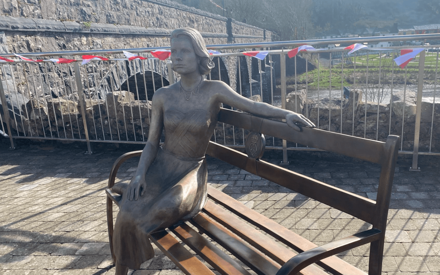A new Grace Kelly statue has been unveiled in Newport