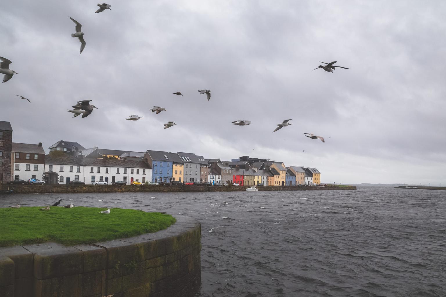 Wet and windy conditions on the way as many counties faced with weather warnings