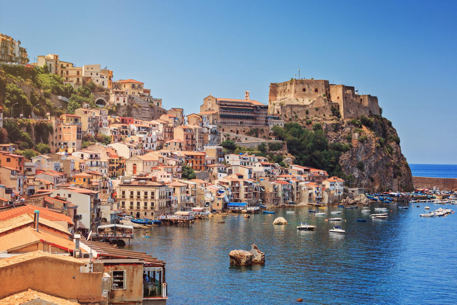 Italian region offering people €30k to move there – if they’re the right age