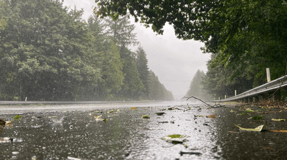 Expert explains reports of ‘mini tornado’ in Cork