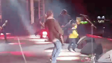 WATCH: Five-Year-Old Foo Fighters Fan Steals The Show At The Band’s Belfast Gig WATCH: Five-Year-Old Foo Fighters Fan Steals The Show At The Band’s Belfast Gig