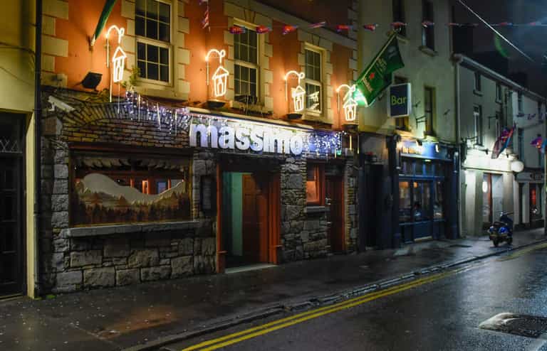 This is by far Galway’s most Christmassy pub This is by far Galway’s most Christmassy pub