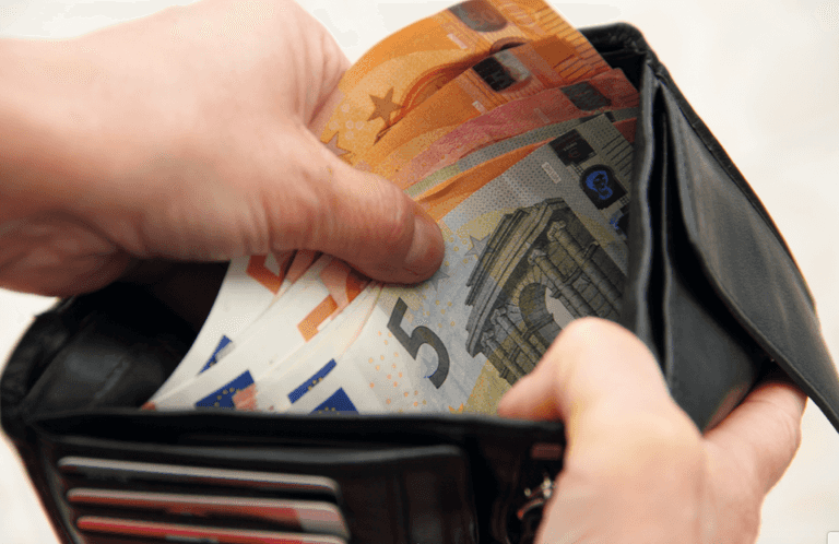 More than 600,000 Irish workers could get ‘nasty shock’ in January pay packets More than 600,000 Irish workers could get ‘nasty shock’ in January pay packets