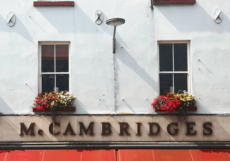 McCambridge’s is now offering vegan, gluten-free and non-alcoholic hampers McCambridge’s is now offering vegan, gluten-free and non-alcoholic hampers
