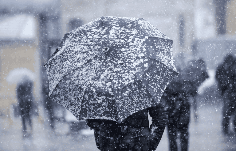 Parts of Ireland could see snow this weekend as ‘wintry falls possible’ Parts of Ireland could see snow this weekend as ‘wintry falls possible’