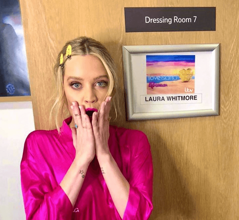 Fans warm to Laura Whitmore following first ‘Aftersun’ appearance Fans warm to Laura Whitmore following first ‘Aftersun’ appearance