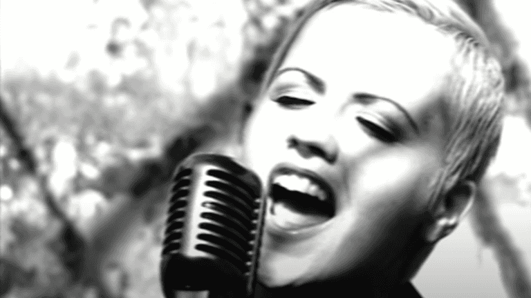The Cranberries’ Zombie hits 1 Billion views on YouTube The Cranberries’ Zombie hits 1 Billion views on YouTube