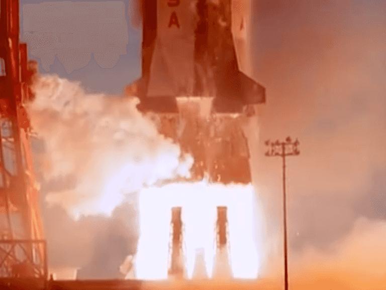 What time will the historic SpaceX shuttle be visible tonight? All you need to know What time will the historic SpaceX shuttle be visible tonight? All you need to know