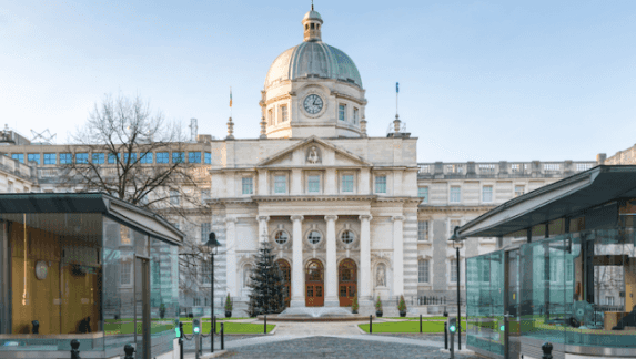 Pubs, face coverings and house parties – All you need to know as phase 4 deferred until August Pubs, face coverings and house parties – All you need to know as phase 4 deferred until August