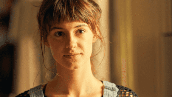 Daisy Edgar-Jones reveals how she prepared her family for Normal People sex scenes Daisy Edgar-Jones reveals how she prepared her family for Normal People sex scenes