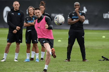 PICS: Dermot Kennedy and Robbie Keane are having ball raising money for charity PICS: Dermot Kennedy and Robbie Keane are having ball raising money for charity