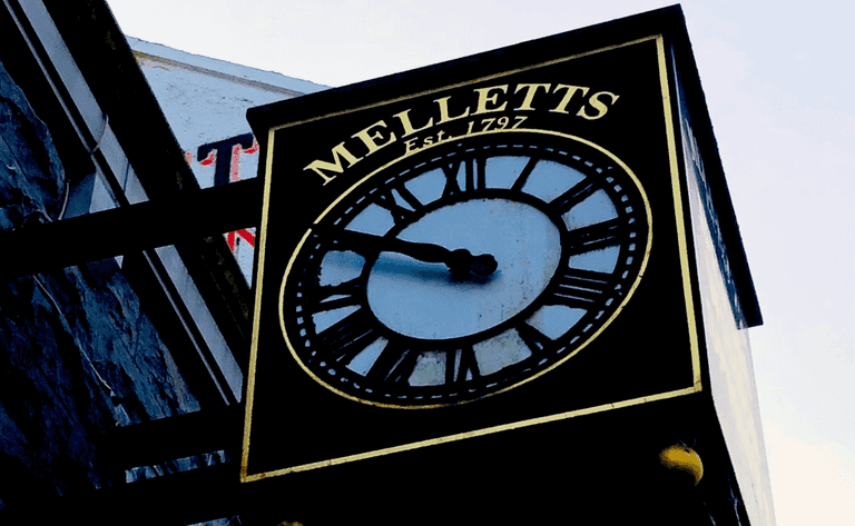Mayo pub on the hunt for missing part of famous clock after recent bad weather Mayo pub on the hunt for missing part of famous clock after recent bad weather