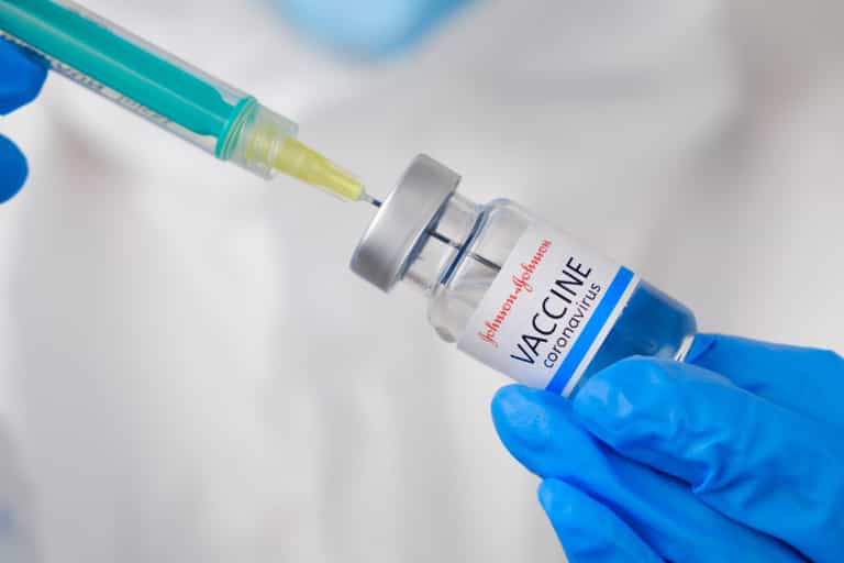 Single dose Johnson & Johnson Covid-19 vaccine approved for use in EU Single dose Johnson & Johnson Covid-19 vaccine approved for use in EU