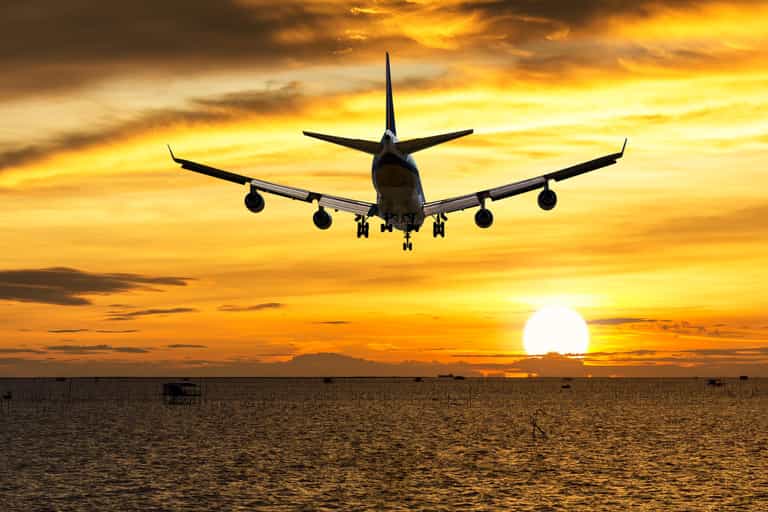 Varadkar issues positive update on holidays abroad for under 30s this summer Varadkar issues positive update on holidays abroad for under 30s this summer