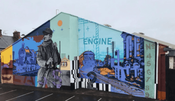 This colourful new mural in Dundalk gives a nod to the town’s railway history This colourful new mural in Dundalk gives a nod to the town’s railway history