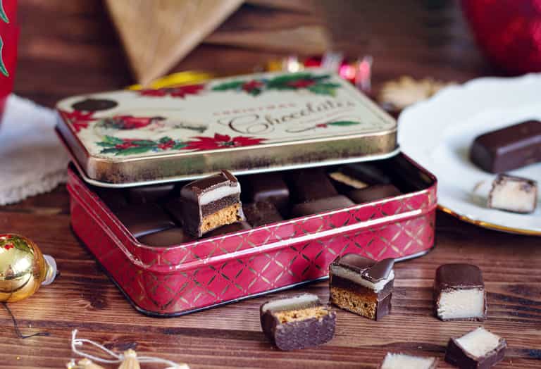 Ireland’s favourite sweet tin has been revealed to settle the age old debate! Ireland’s favourite sweet tin has been revealed to settle the age old debate!