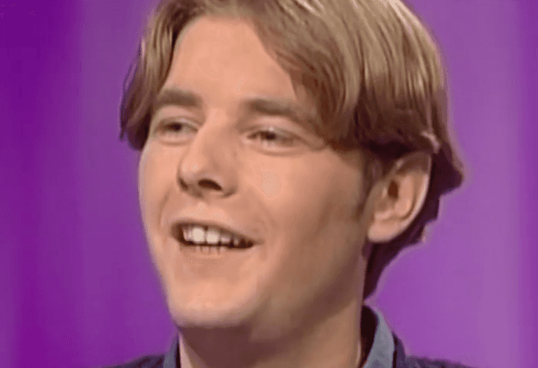 Don’t adjust your screens – that really is Dermot Bannon on Blind Date Don’t adjust your screens – that really is Dermot Bannon on Blind Date