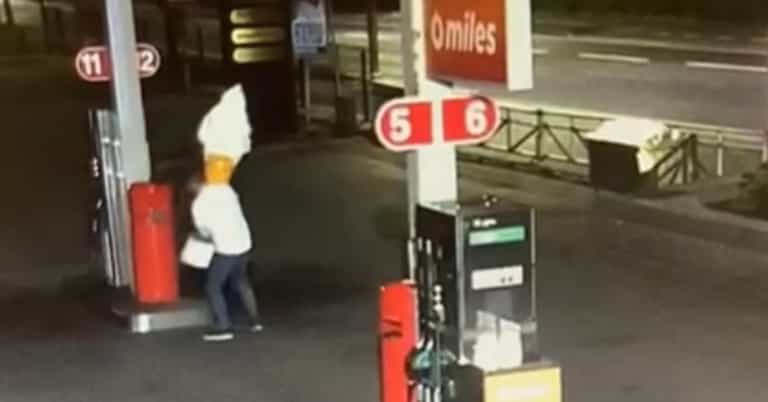 Nougat today, thieves – stolen ice cream sign returned to rightful owners in Donegal Nougat today, thieves – stolen ice cream sign returned to rightful owners in Donegal