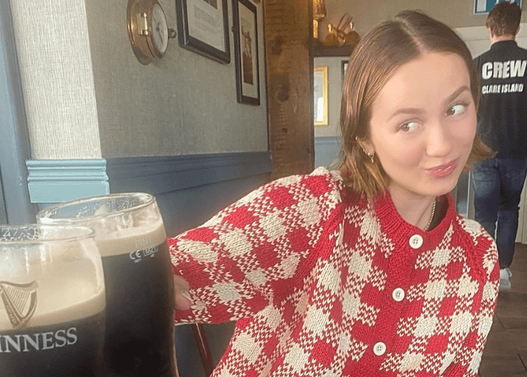 Stars of Euphoria seen enjoying pints and parks in Ireland over the weekend Stars of Euphoria seen enjoying pints and parks in Ireland over the weekend