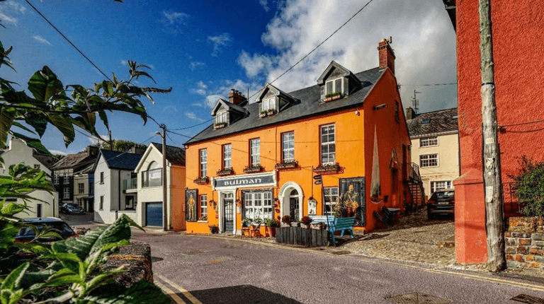 Owners of popular Kinsale pub bid farewell, but promise it’s in ‘very safe hands’ Owners of popular Kinsale pub bid farewell, but promise it’s in ‘very safe hands’