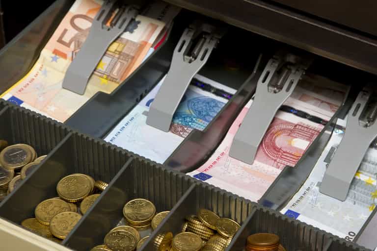 Shops could be required by law to take cash payments under new bank rules Shops could be required by law to take cash payments under new bank rules