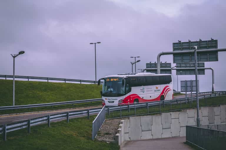 Irish buses to accept contactless payments as part of new trial Irish buses to accept contactless payments as part of new trial