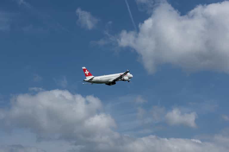 Passengers terrified as man opens plane door mid-flight Passengers terrified as man opens plane door mid-flight