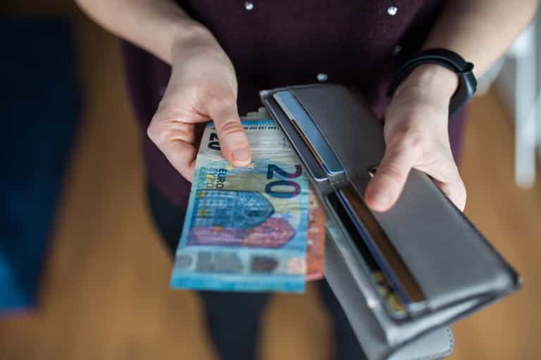 Social welfare payment dates to change for August due to bank holiday weekend Social welfare payment dates to change for August due to bank holiday weekend