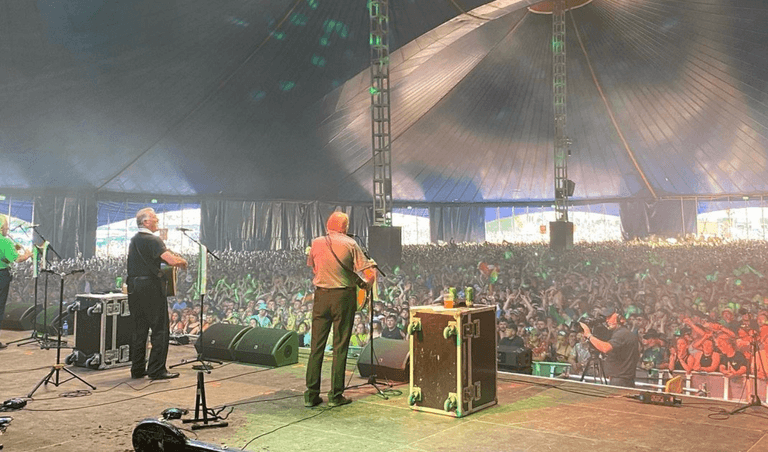The Wolfe Tones sing original lyrics to record crowd at Electric Picnic ‘Arena’ The Wolfe Tones sing original lyrics to record crowd at Electric Picnic ‘Arena’
