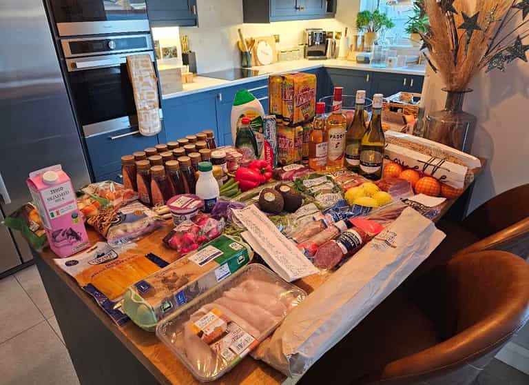 ‘Where’s the spuds?’ – Viral ‘Irish’ shopping haul evokes mixed online response ‘Where’s the spuds?’ – Viral ‘Irish’ shopping haul evokes mixed online response