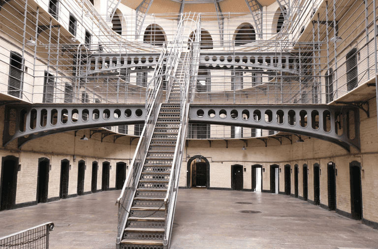 Nine Irish locations that look straight out of a ‘Harry Potter’ movie Nine Irish locations that look straight out of a ‘Harry Potter’ movie