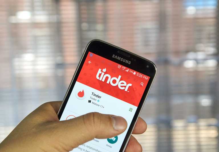 Tinder introducing panic button and other safety features to dating app Tinder introducing panic button and other safety features to dating app