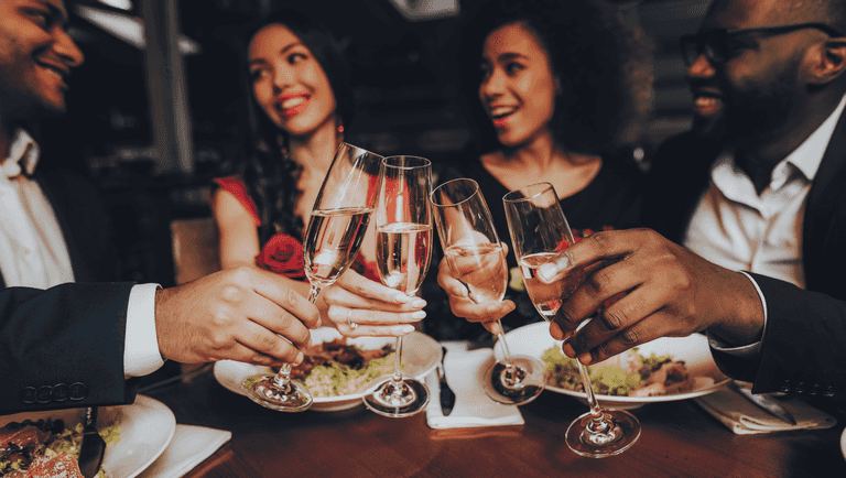 This event sends six singletons on a blind dinner date and it’s coming to Galway This event sends six singletons on a blind dinner date and it’s coming to Galway