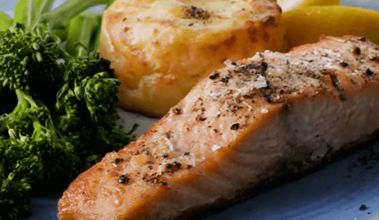 Here’s how to whip up a gorgeous salmon roast for two Here’s how to whip up a gorgeous salmon roast for two