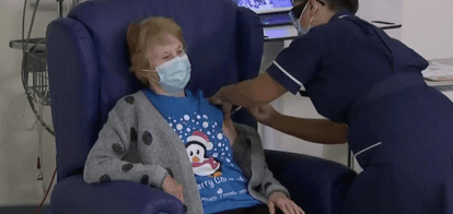 90-year-old from Fermanagh is first in the world to receive Pfizer vaccine outside of trial conditions 90-year-old from Fermanagh is first in the world to receive Pfizer vaccine outside of trial conditions